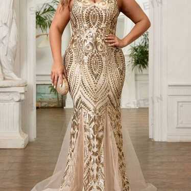 Elegant gold sequin dress