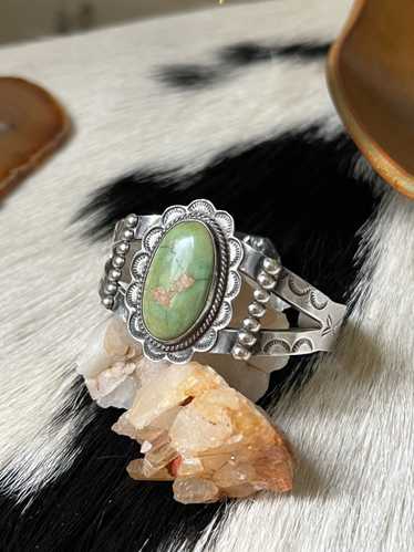 Vintage sterling Silver Cuff w/Jade Green Stone