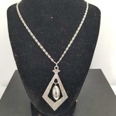 Vintage Mid Century 1960s silvertone necklace wit… - image 1