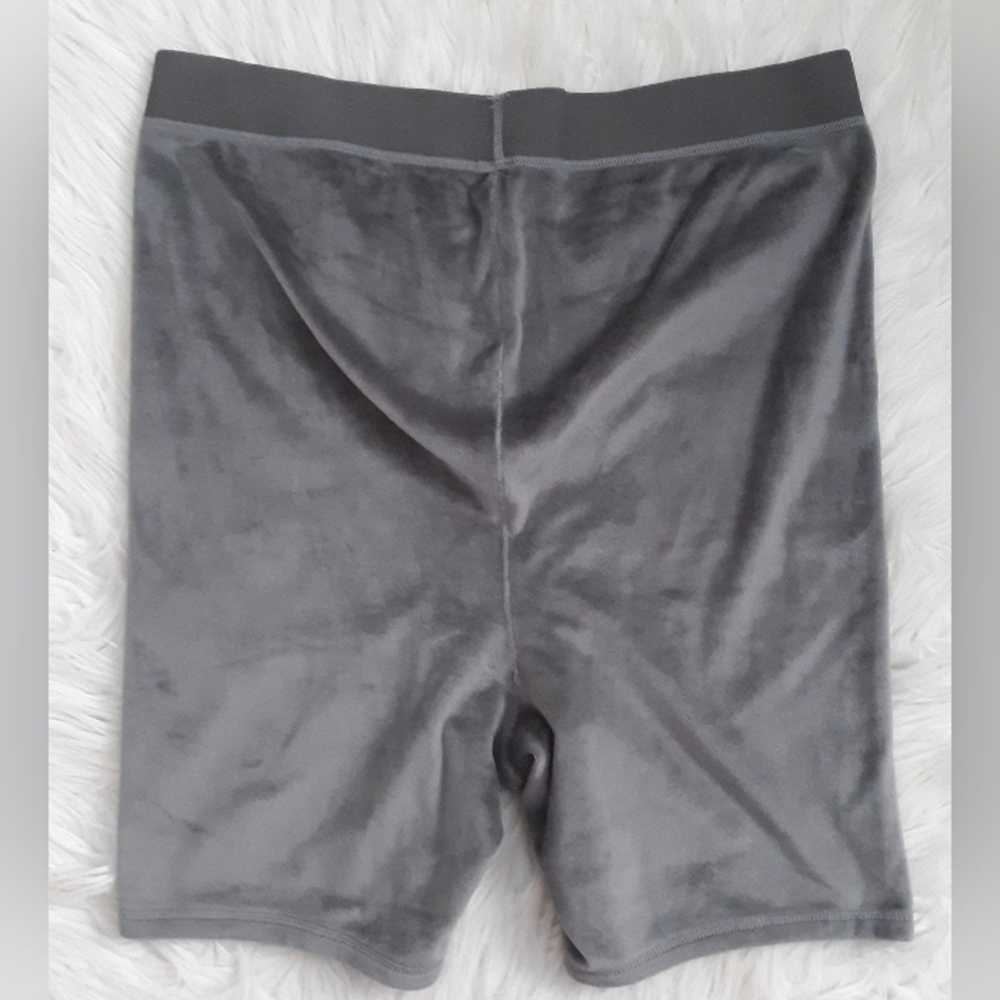 SKIMS Skims Velour Bike Shorts XL - image 4