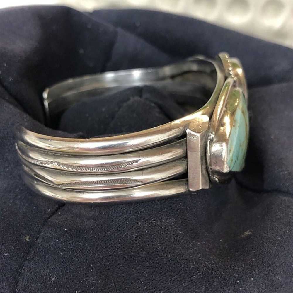 VINTAGE NAVAJO SILVER 3 TURQUOISE CUFF BRACELET - image 6