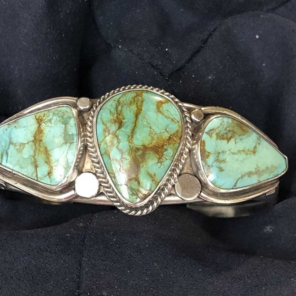 VINTAGE NAVAJO SILVER 3 TURQUOISE CUFF BRACELET - image 9