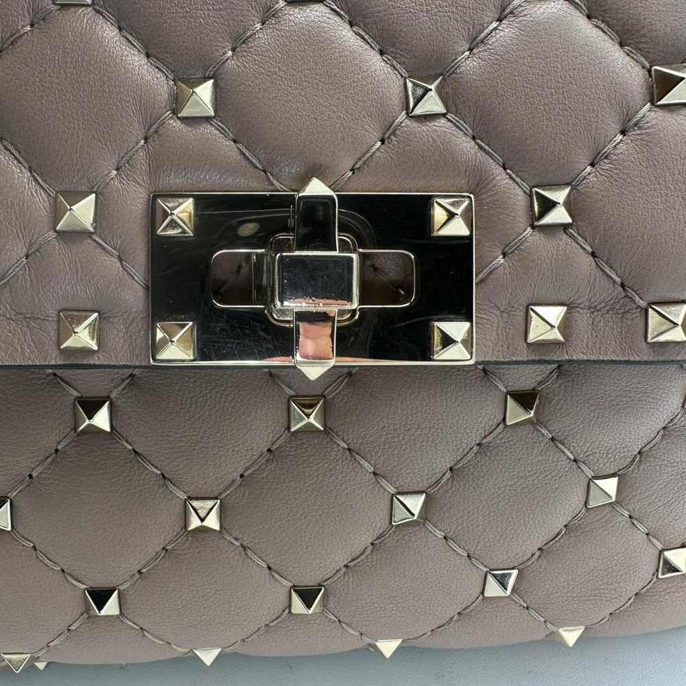 Valentino Garavani Rockstud spike leather handbag - image 7