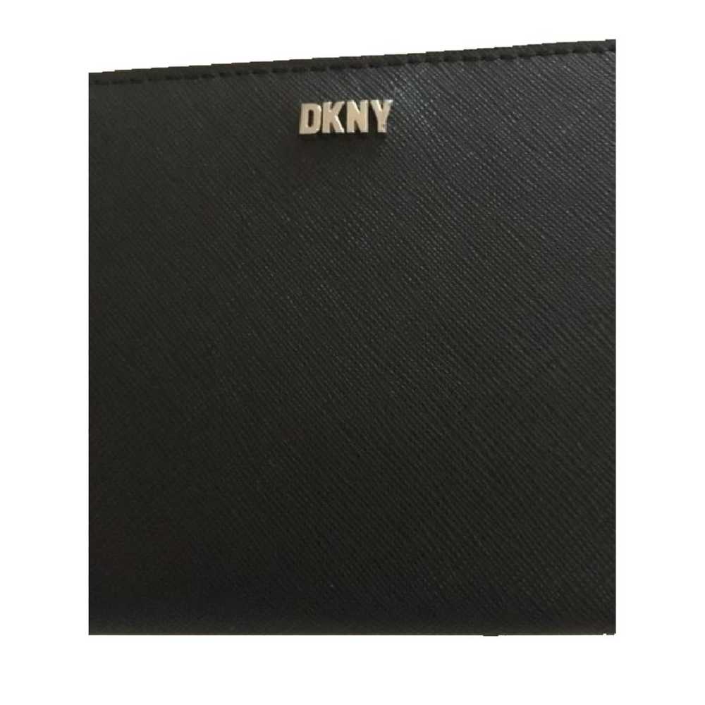 Dkny Vegan leather wallet - image 4