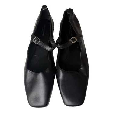 Vagabond Leather flats