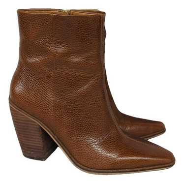 Vince Camuto Leather boots