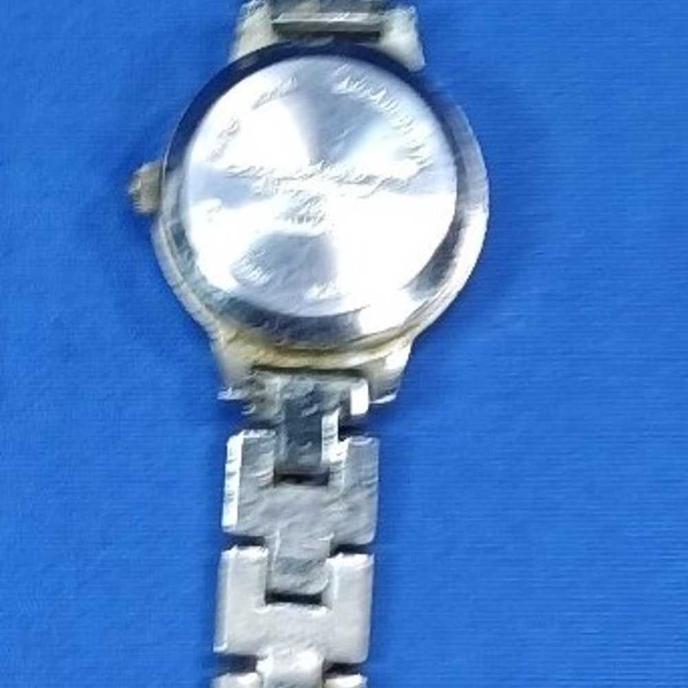 Vintage 2002 Coca-Cola women's wrist watch - image 5