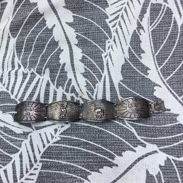 Vintage 4 panel bracelet from Peru….silver tone