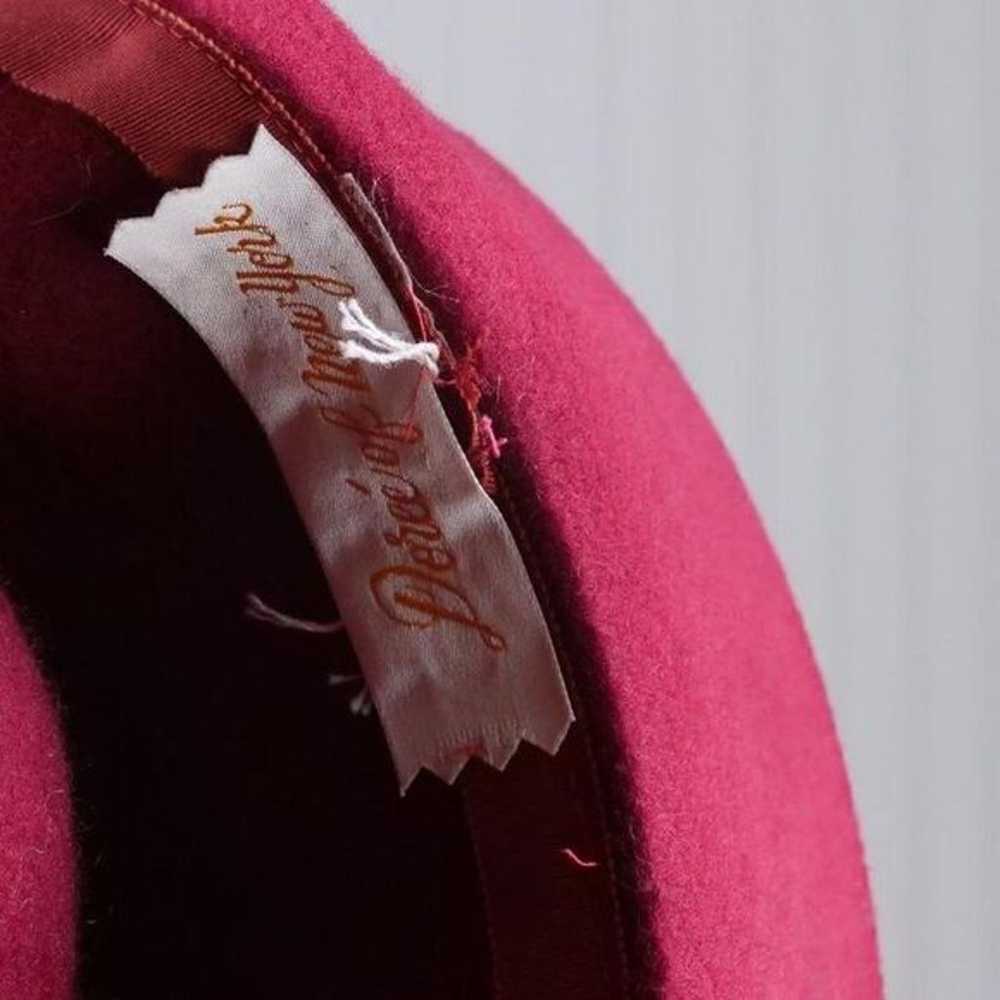 Classic vintage burgundy wide brimmed felt hat - image 2