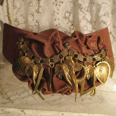 Isabel vintage wide leather charm belt