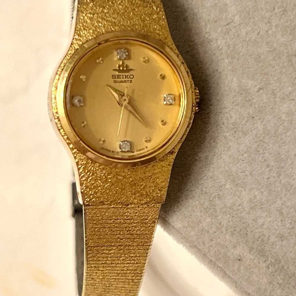 Seiko Vintage Womens Watch Gold Classic Round Qua… - image 6