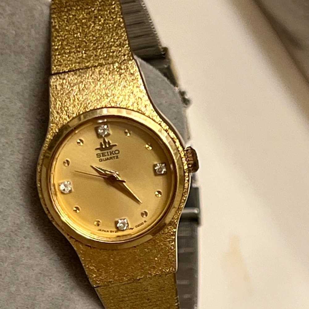 Seiko Vintage Womens Watch Gold Classic Round Qua… - image 7