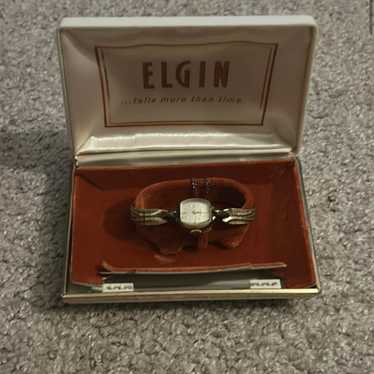 Elgin women’s vintage dainty gold plated bracelet 