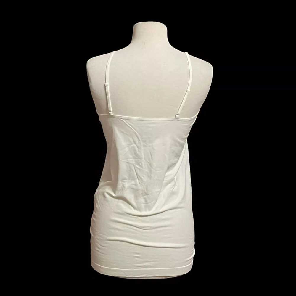 Attention Solid White Sleeveless Stretch Top For … - image 3