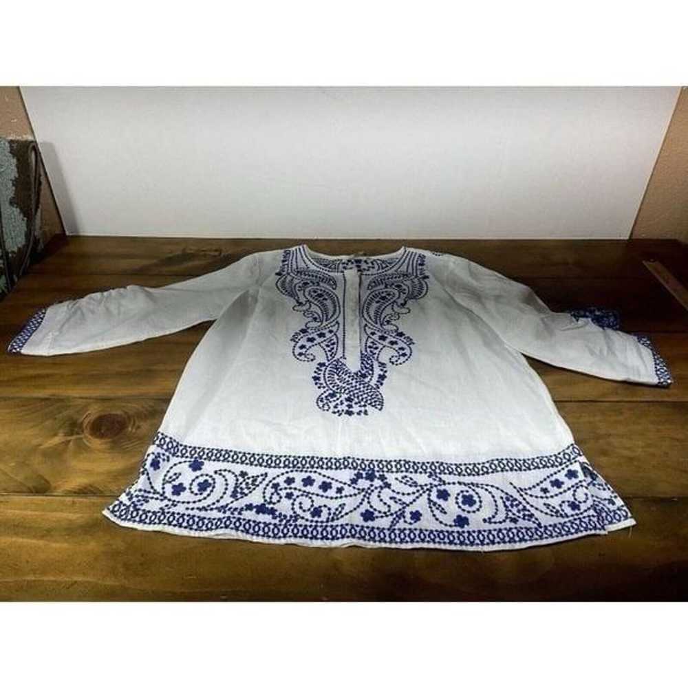 John Mark Linen White Blue Boho Cinch Sleeve Embr… - image 1