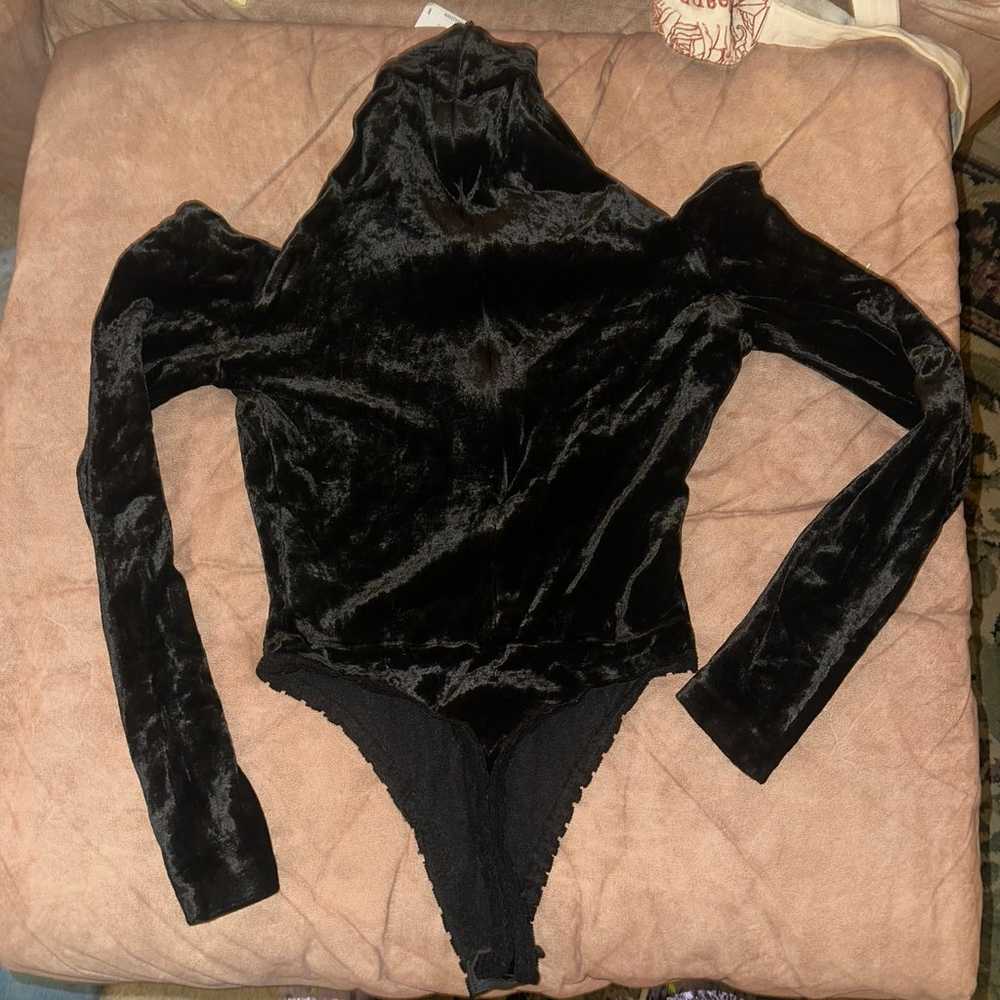 VTG 80s 90s Donna Karan Velvet Bodysuit - image 2