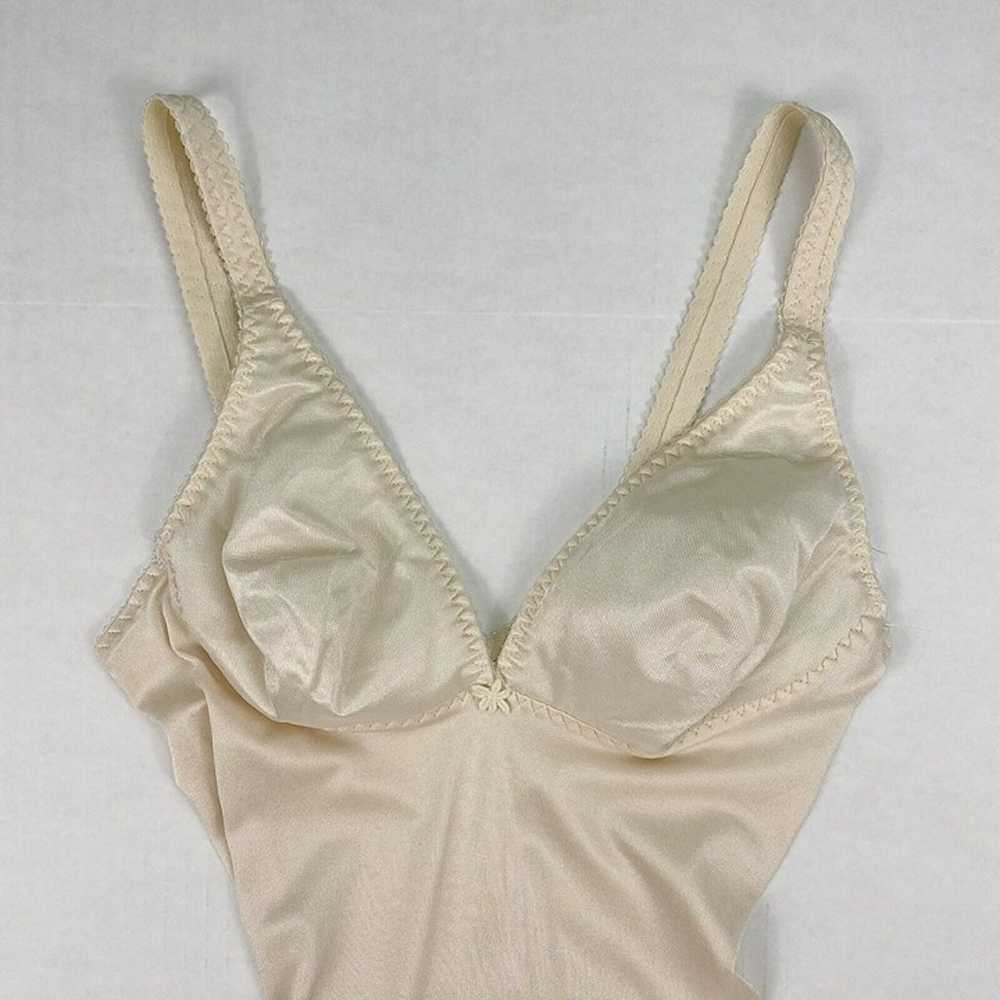 Vintage Olga mid century 1950’s light nude sexy c… - image 8