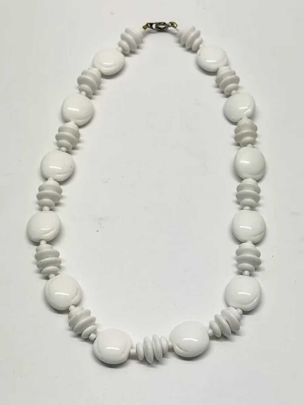 Vintage white plastic beaded necklace - image 2