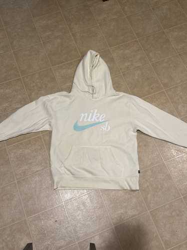 Nike × Streetwear Cream Nike SB Hoodie