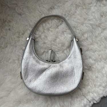 ハンドバッグ Toni Mini Bag - Osoi - Leather - Silver Osoi Metallic Silver Toni Leather Mini Bag - Fabric of Society