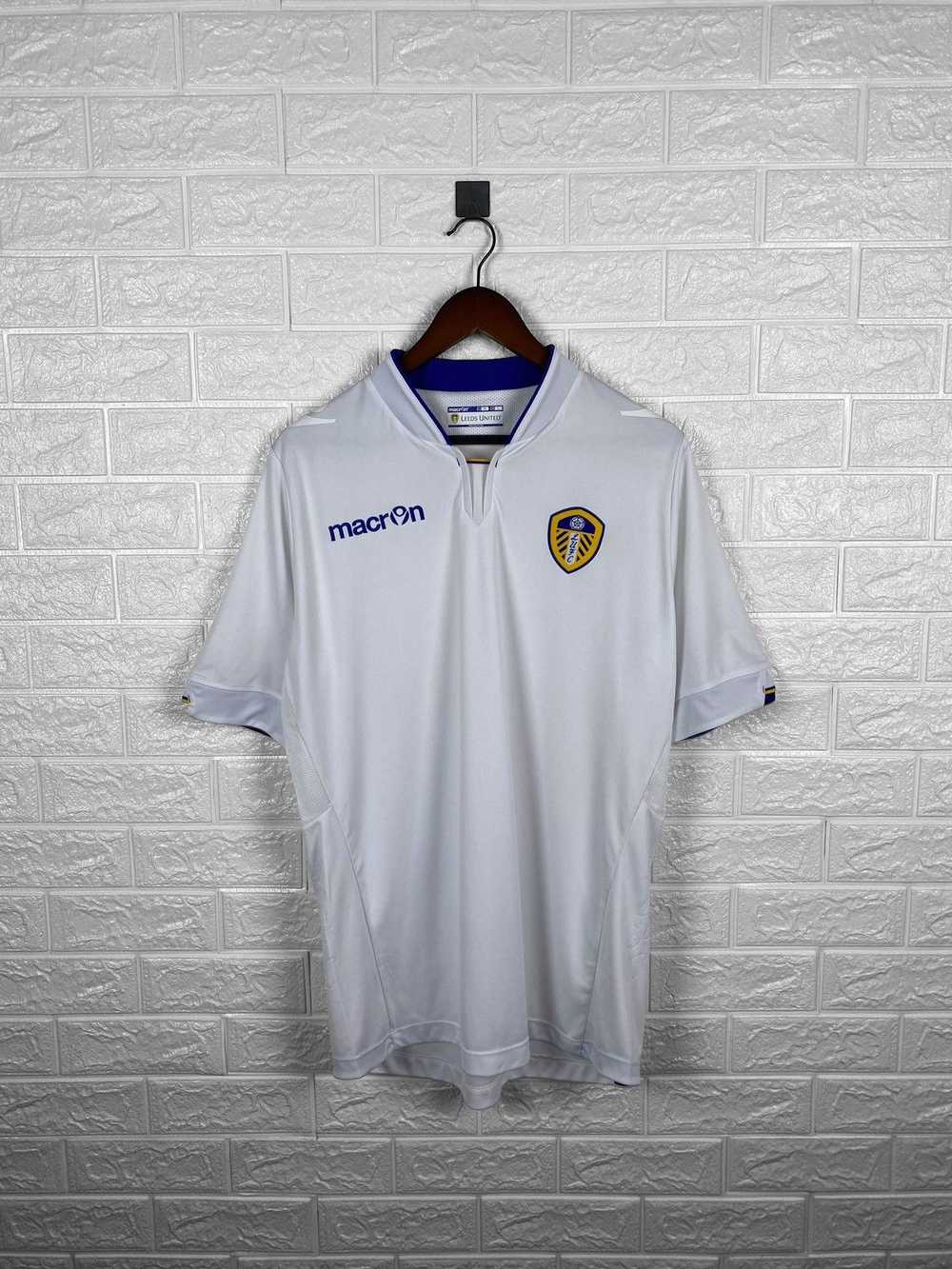 Jersey × Macron × Soccer Jersey Leeds United LUFC… - image 1