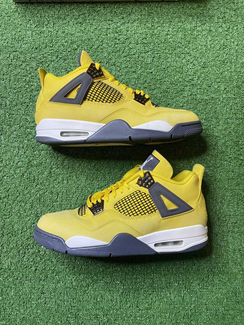 Jordan Brand × Nike Jordan 4 Lightning - image 2