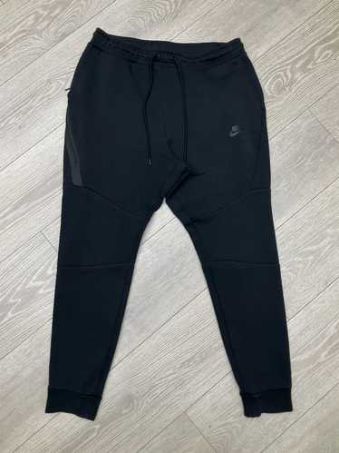 Nike Nike tech black sweatpants