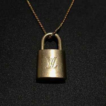 Louis Vuitton Louis Vuitton Lock & Gold Necklace - image 1