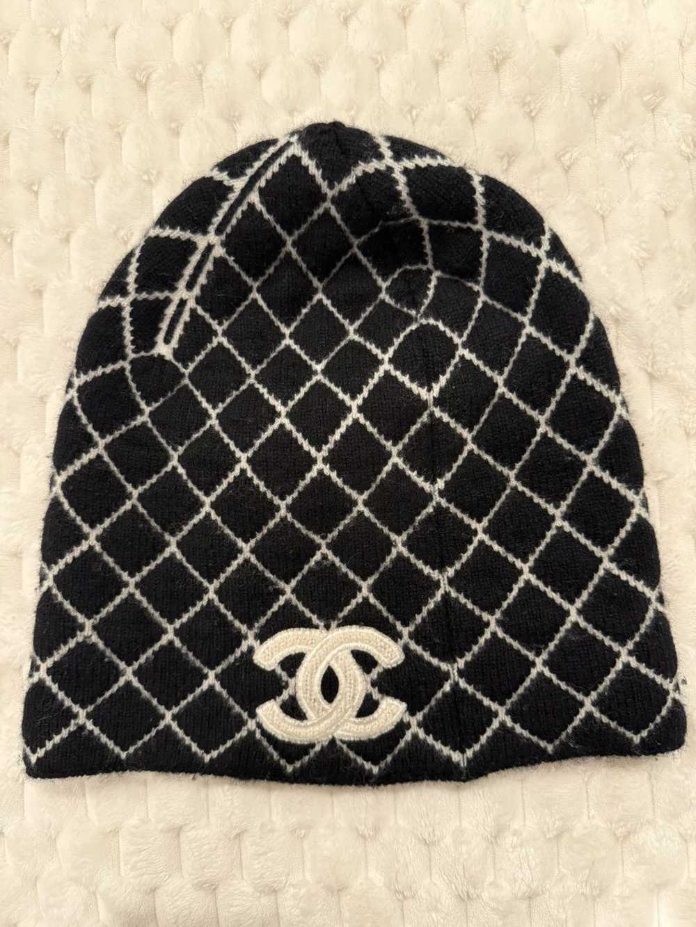 Chanel Chanel CC Logo Quilted Beanie - image 1