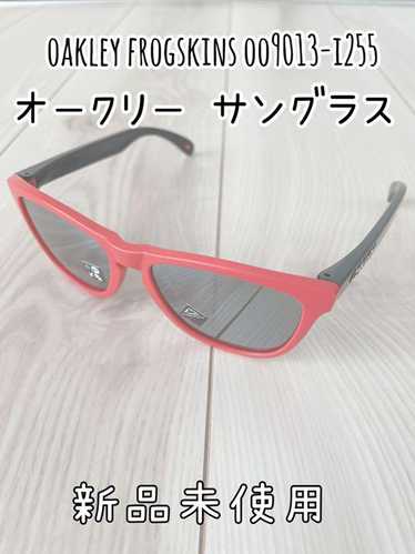 OAKLEY SUNGLASSES UNUSED #6D0E