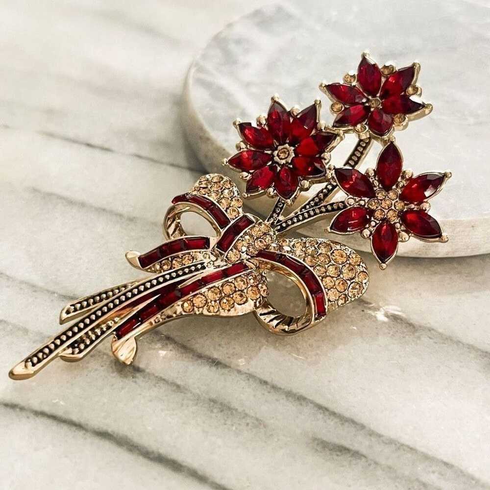 Jewelry Avon 2013 Christmas Poinsettia Brooch Red… - image 2