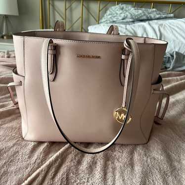 Light pink Michael Kors purse