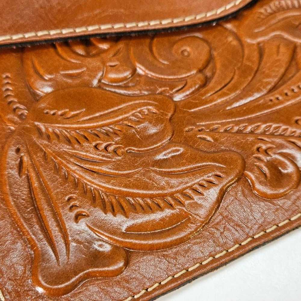 Patricia Nash Tooled Florence Leather Envelope Cl… - image 2