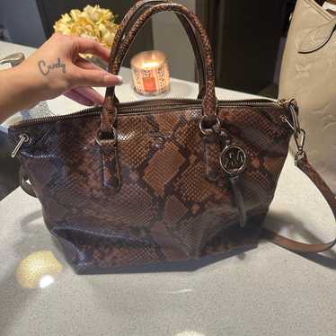 michael kors purse - image 1