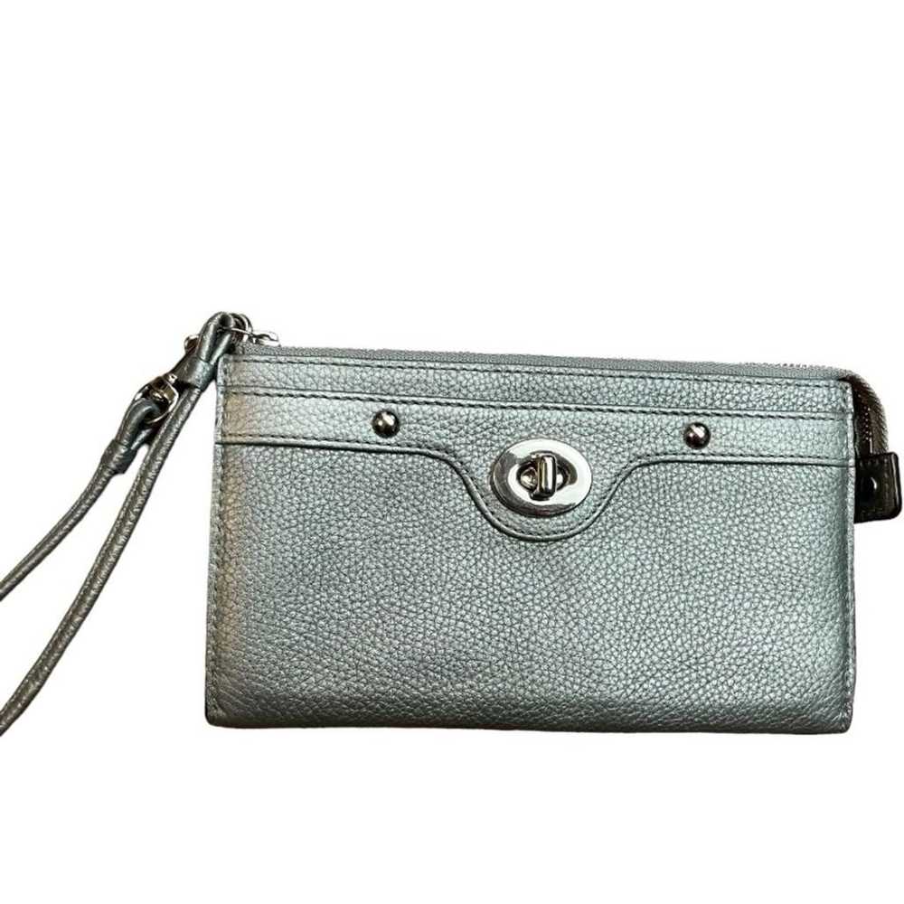 Coach Metallic Silver Pebble Leather Clutch Wrist… - image 11