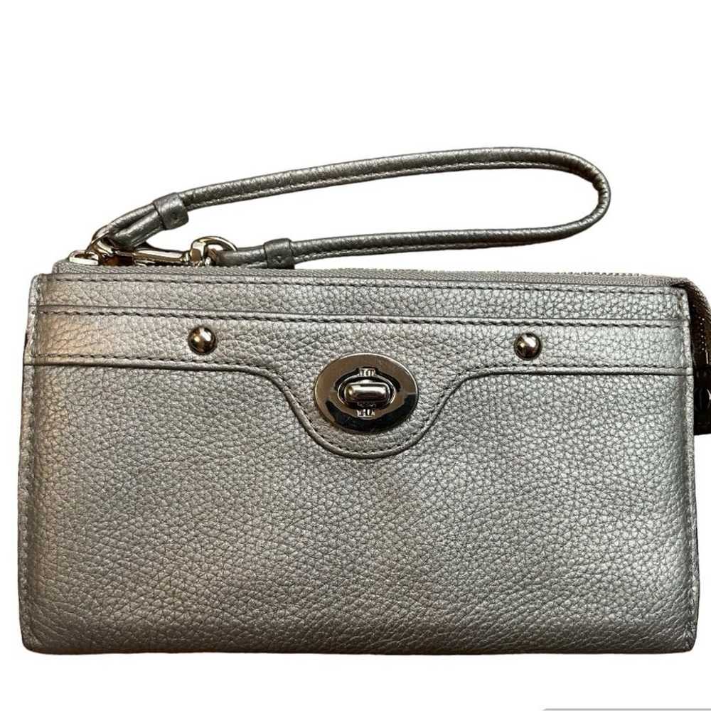 Coach Metallic Silver Pebble Leather Clutch Wrist… - image 4