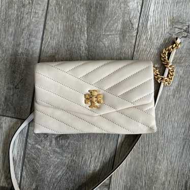 Tory Burch Kira Chevron Chain Wallet New Cream