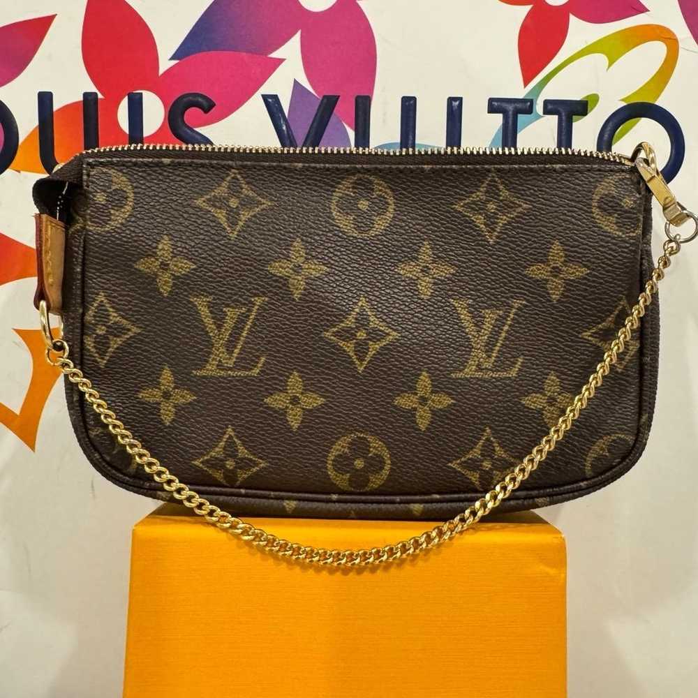 Louis Vuitton Mini Pochette Accessoires in Monogr… - image 1