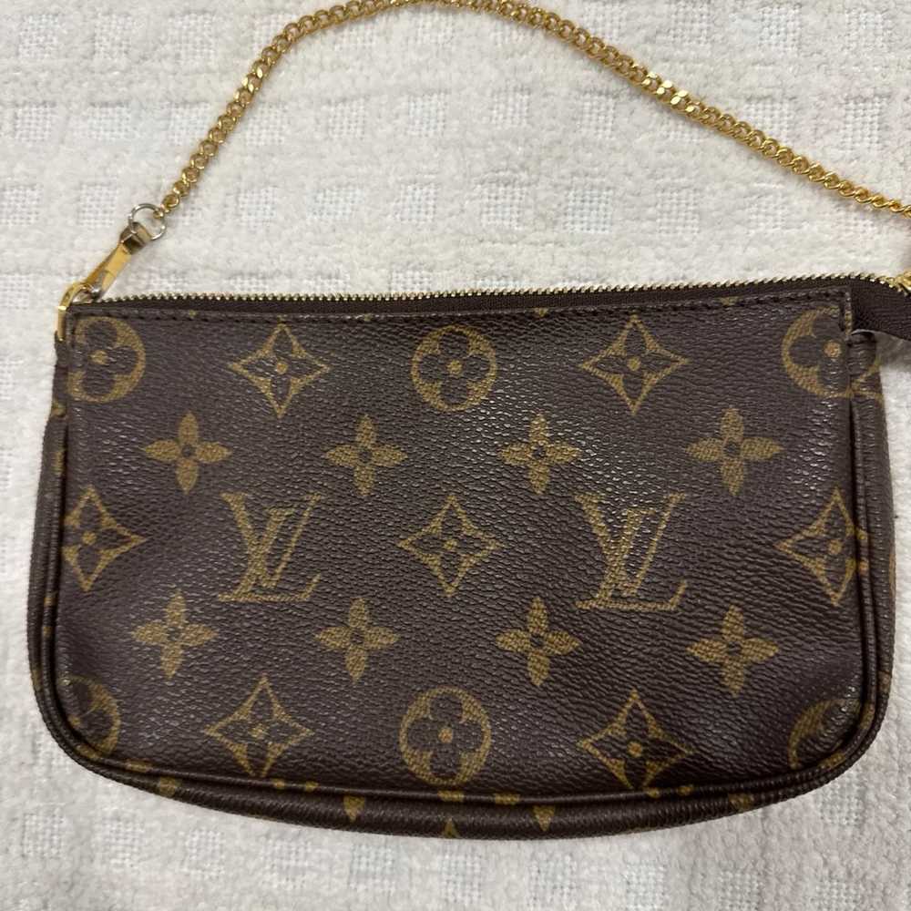 Louis Vuitton Mini Pochette Accessoires in Monogr… - image 2