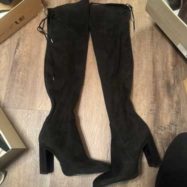 Black Marc Fisher suede boots