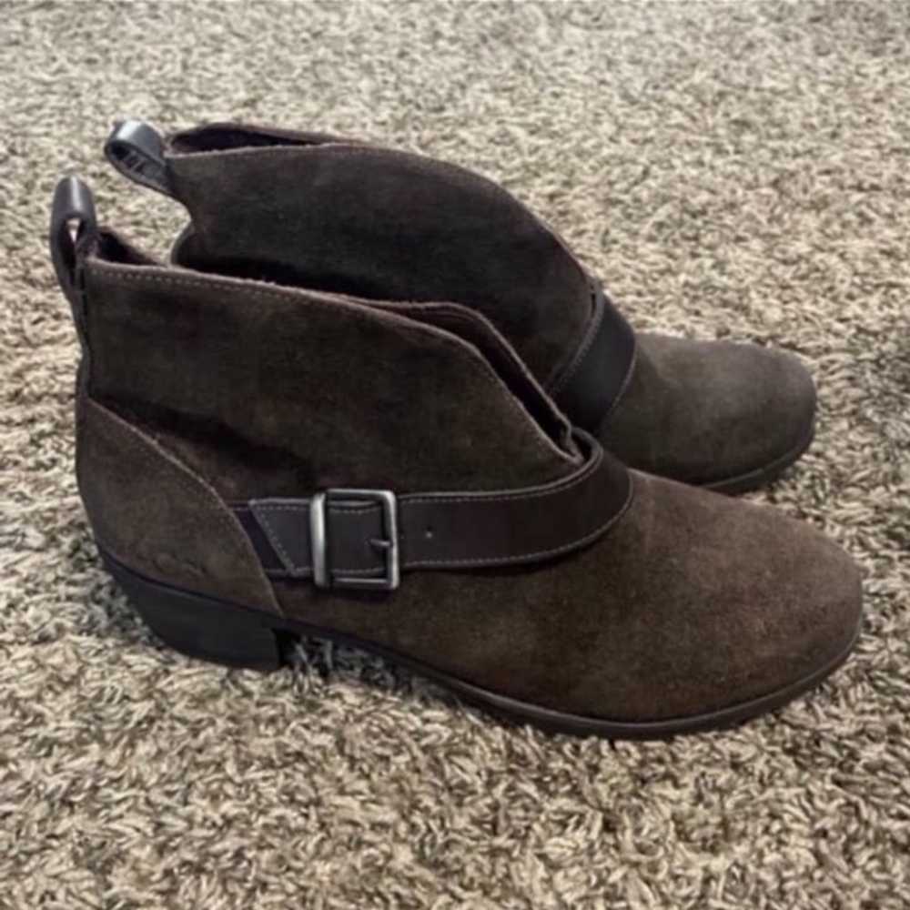 UGG Wright belted booties suede size 9 - image 1