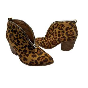 Beast Fashion Women's Animal Print Tan Faux Leath… - image 1