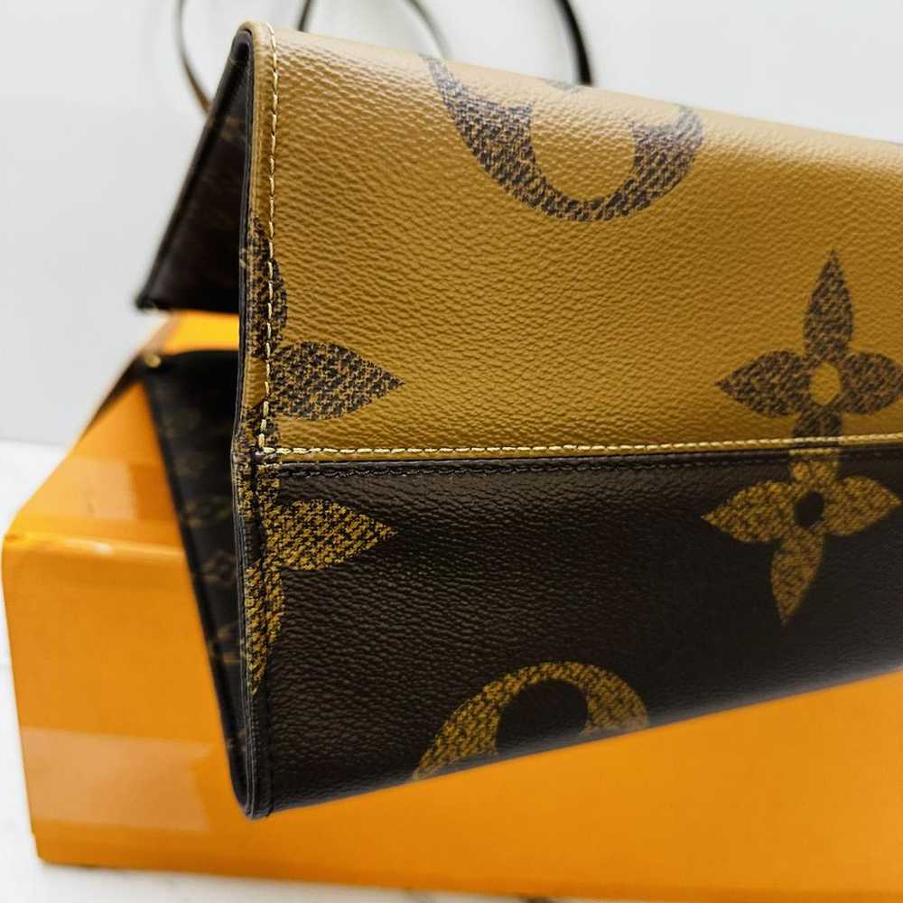 Louis Vuitton Onthego cloth tote - image 10