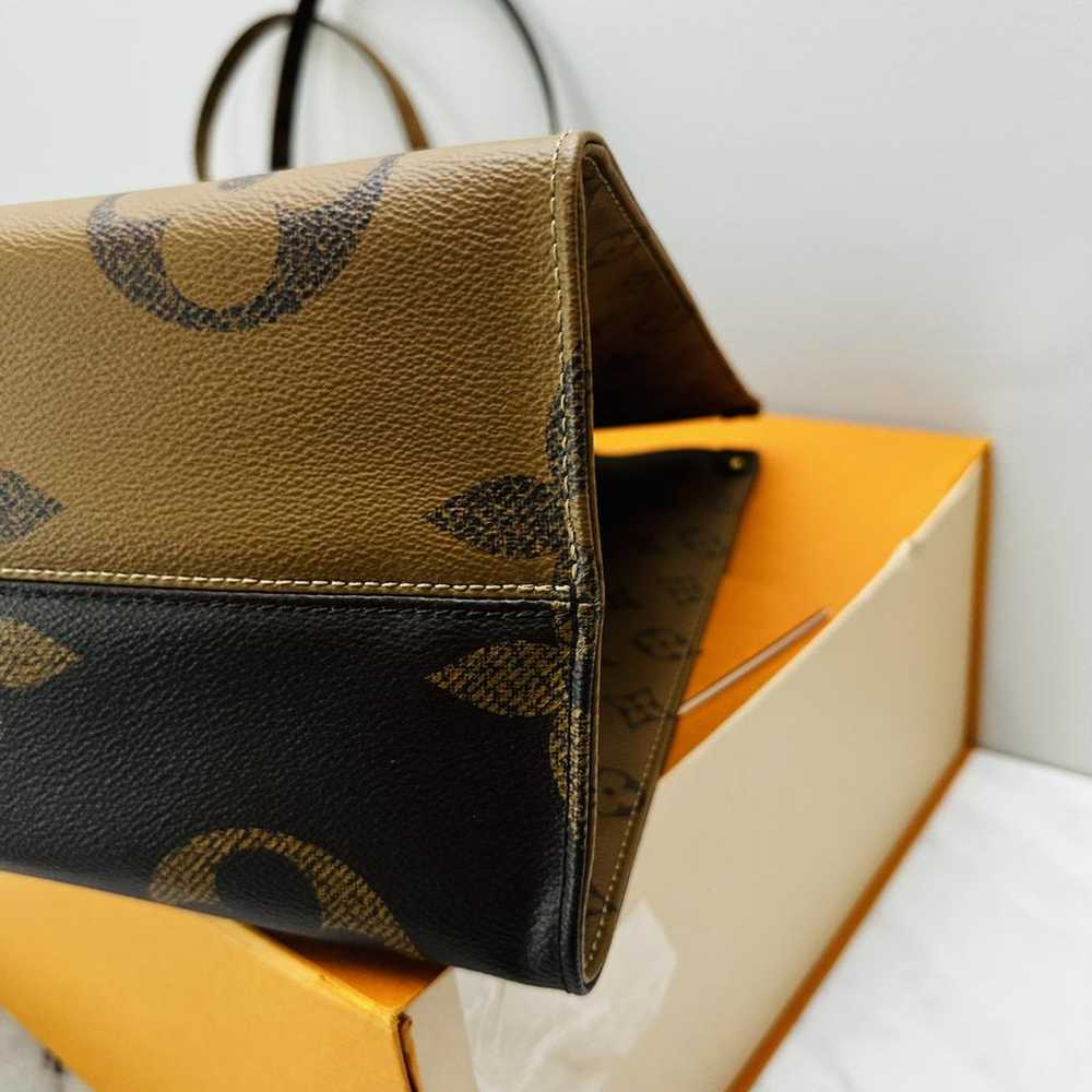 Louis Vuitton Onthego cloth tote - image 11