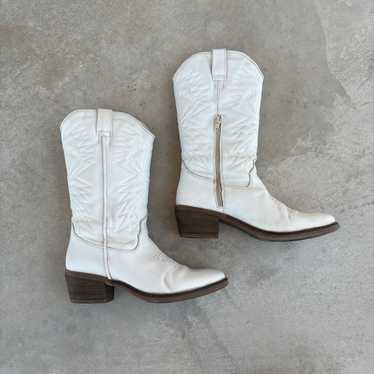 White Steve Madden Cowgirl Boots Size 10 - image 1