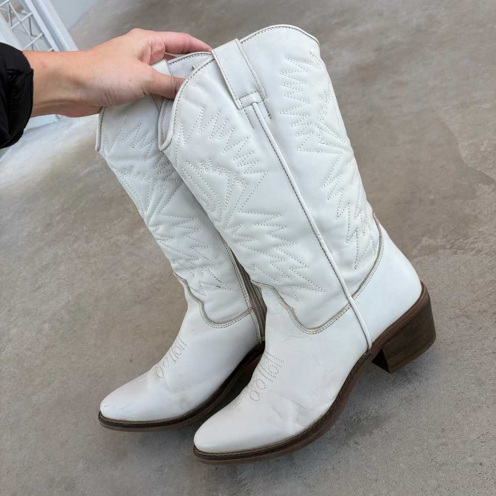 White Steve Madden Cowgirl Boots Size 10 - image 2