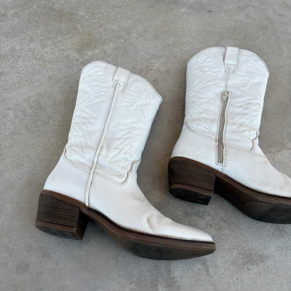 White Steve Madden Cowgirl Boots Size 10 - image 5