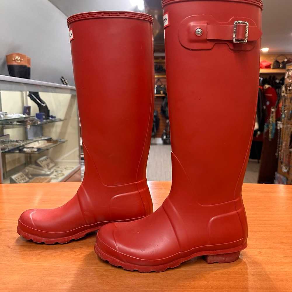 Red Hunter Rain Boots - Size 7 - image 3