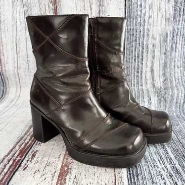 Vintage 90’s/Y2K LOWER EAST SIDE Chunky Boots