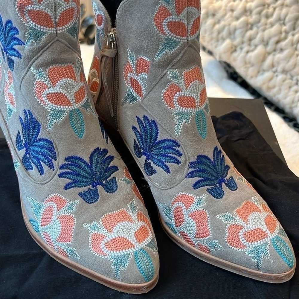 Rebecca Minkoff floral embroidered booties size 6 - image 3